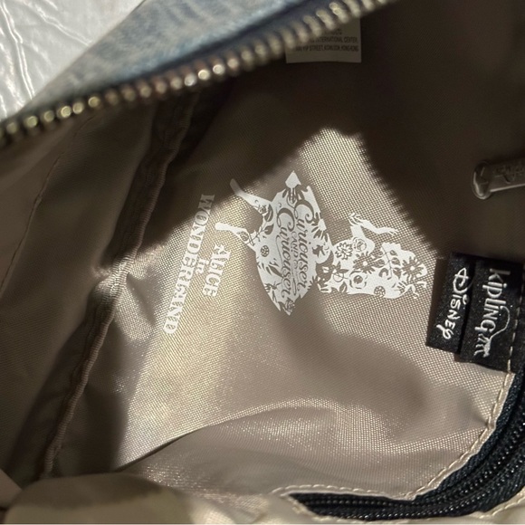 Kipling X Alice in Wonderland Disney pouch - Picture 3 of 7